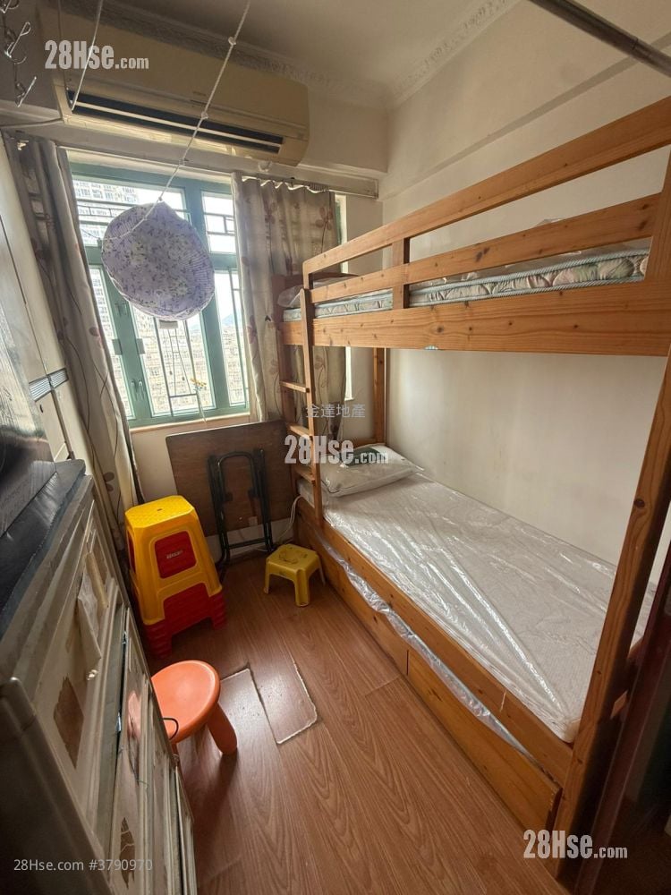 定安大厦 售盘 3 房 , 2 浴室 461 平方尺