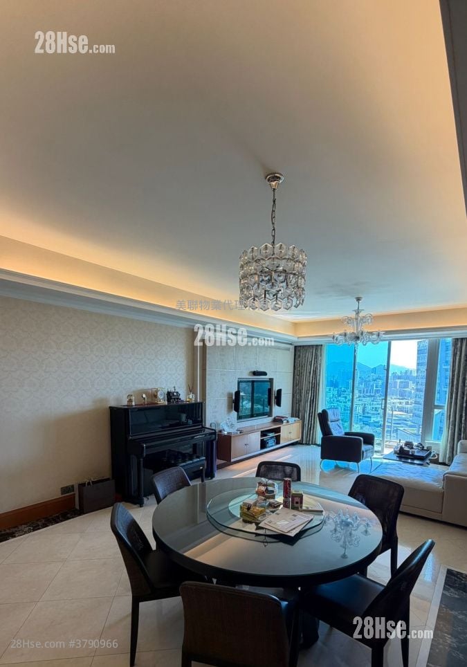 毕架山峰 售盘 4 房 , 3 浴室 1,459 平方尺