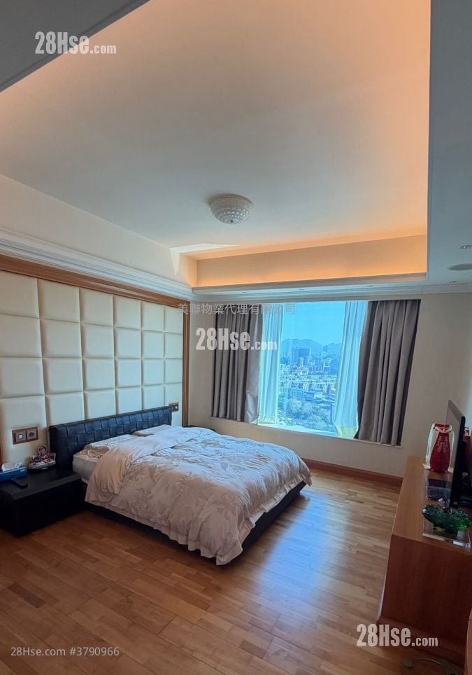 毕架山峰 售盘 4 房 , 3 浴室 1,459 平方尺