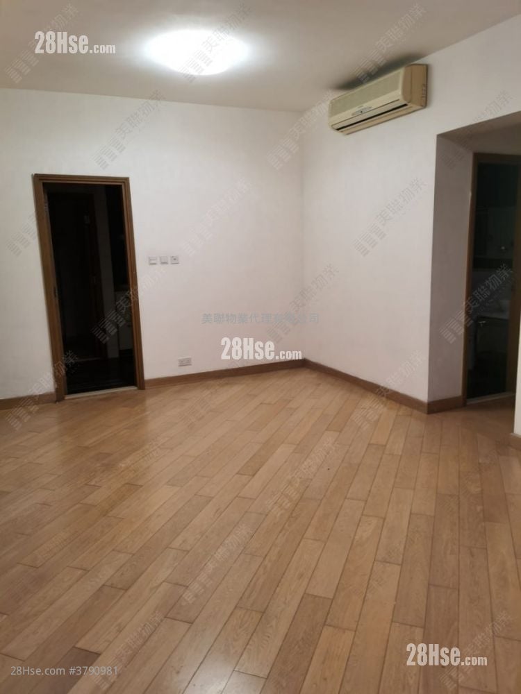 Yoho Midtown Rental 1,029 ft²