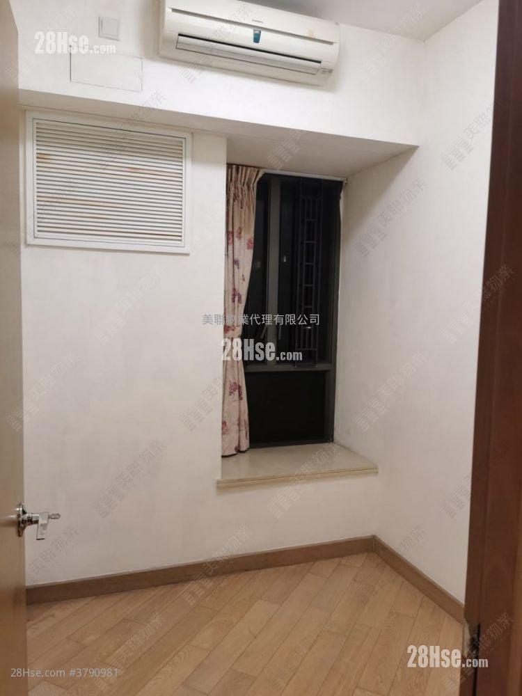 Yoho Midtown Rental 1,029 ft²