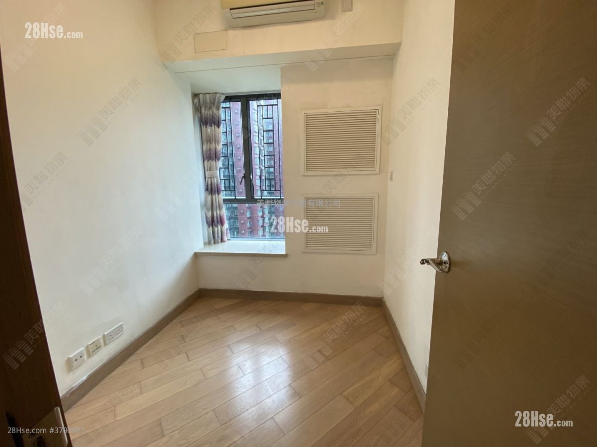 Yoho Midtown Rental 1,029 ft²