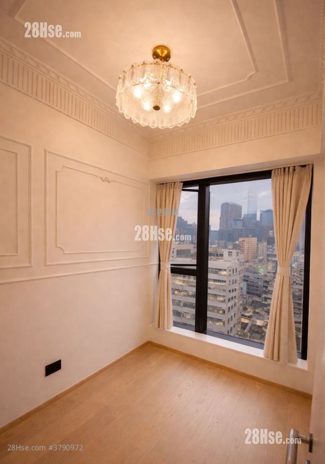 Topside Residence Rental 3 Bedrooms , 1 Bathroom 545 ft²