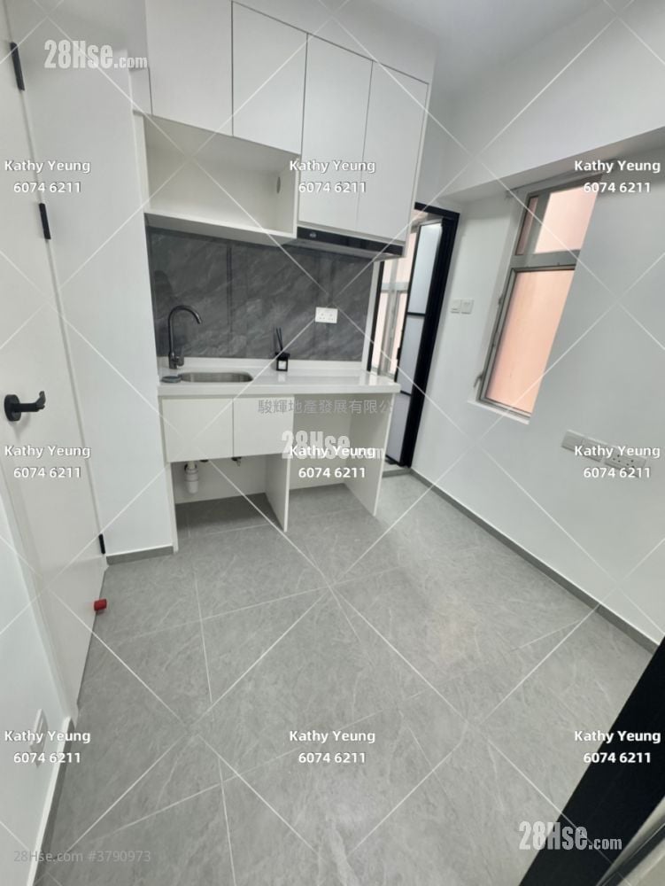 康侨大厦 租盘 1 房 , 1 浴室 180 平方尺