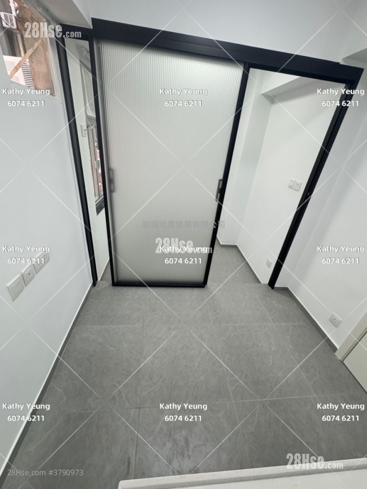 康侨大厦 租盘 1 房 , 1 浴室 180 平方尺