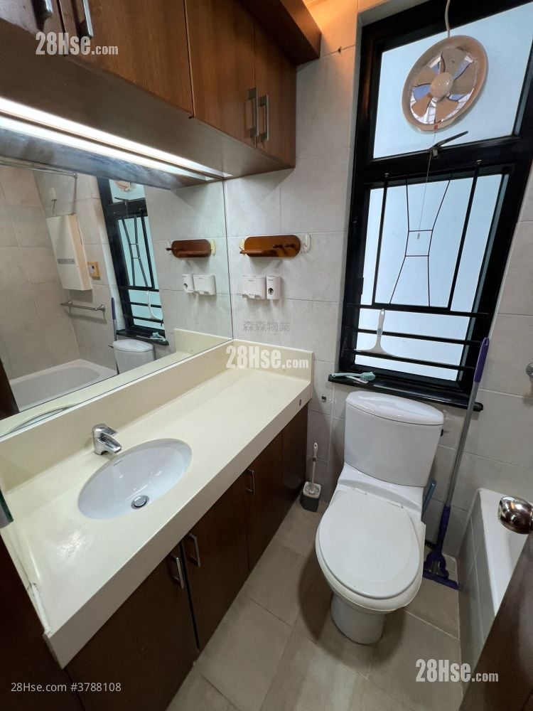 御皇台 租盘 2 房 , 1 浴室 379 平方尺