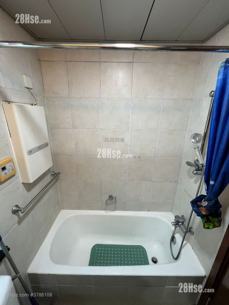 御皇台 租盘 2 房 , 1 浴室 379 平方尺