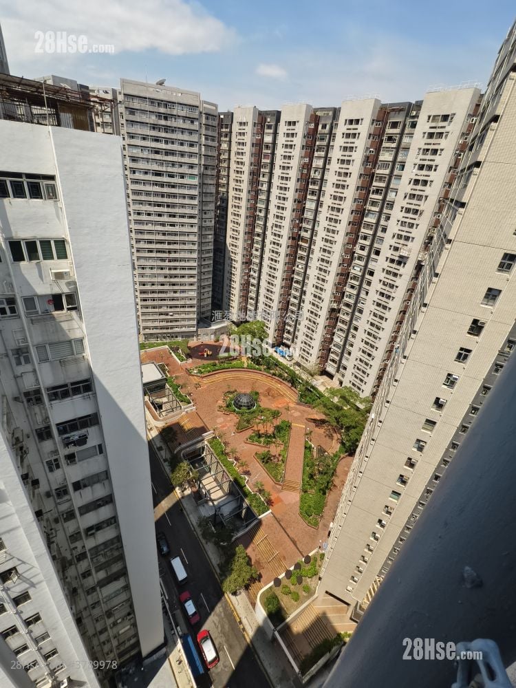 Ngan Fai  Building Sell 1 Bedroom , 1 Bathroom 255 ft²