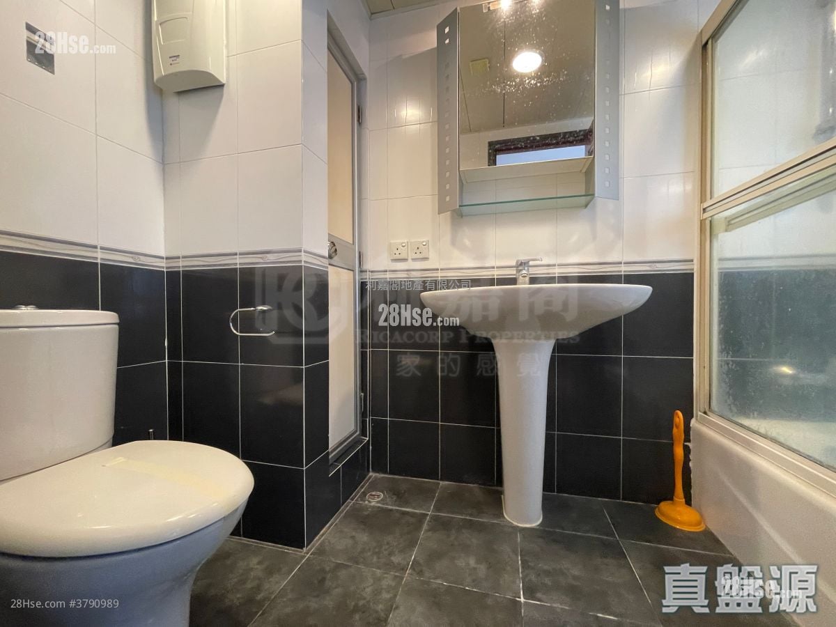 City Garden Sell 2 Bedrooms , 3 Bathrooms 1,226 ft²