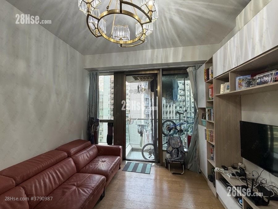 海日湾 II 售盘 3 房 810 平方尺