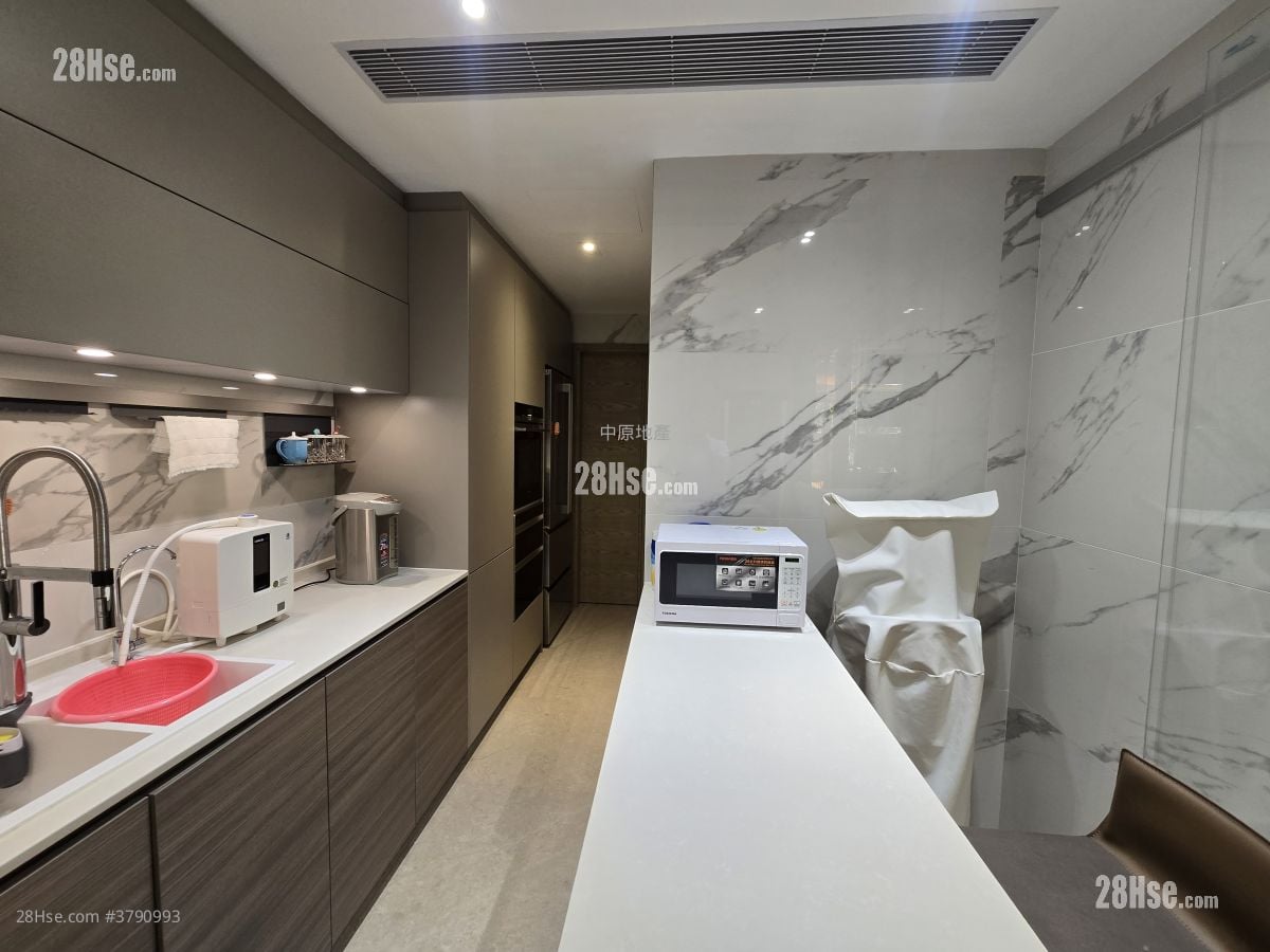 Beaulieu Peninsula Sell 4 Bedrooms 1,631 ft²