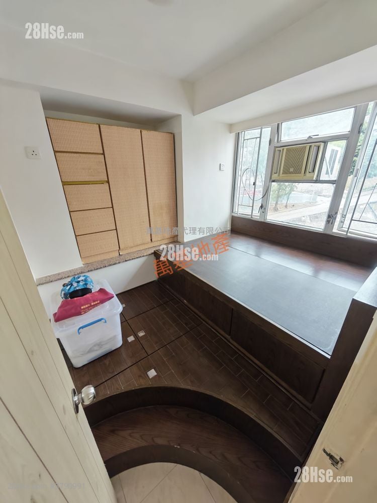 康辉大厦 售盘 271 平方尺