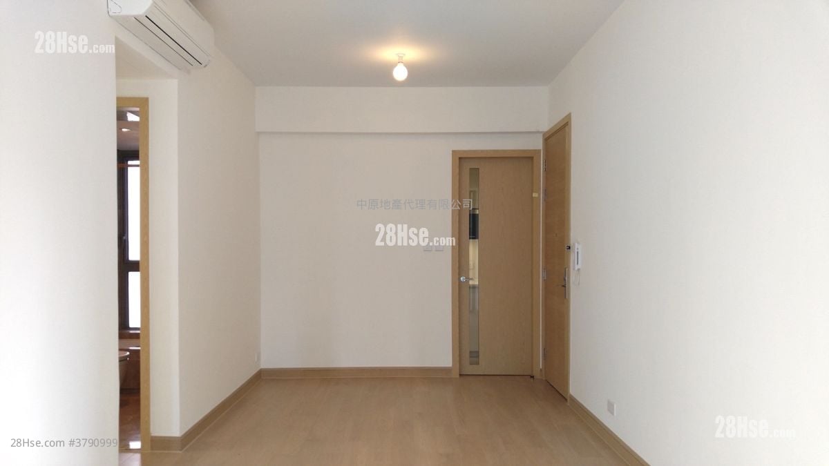 The Parkside 售盘 3 房 697 平方尺