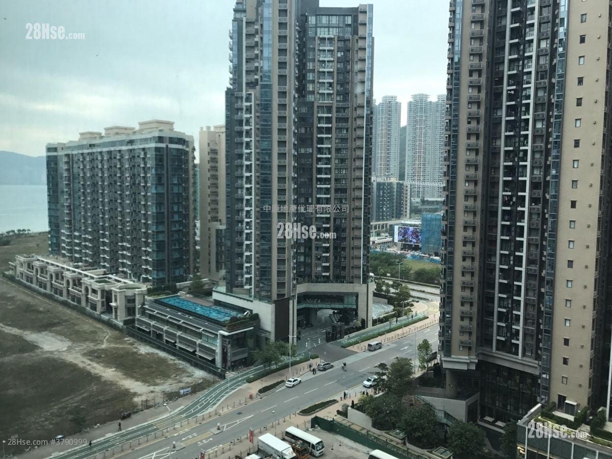 The Parkside 售盘 3 房 697 平方尺