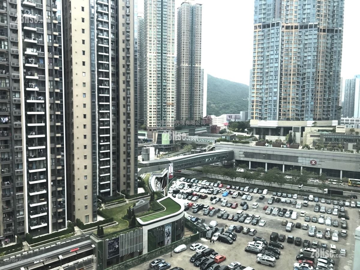 The Parkside 售盘 3 房 697 平方尺