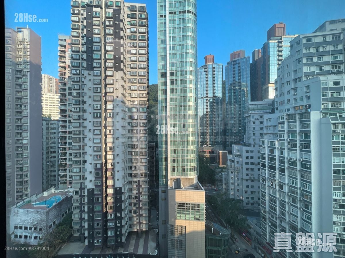 海景轩 售盘 2 房 356 平方尺