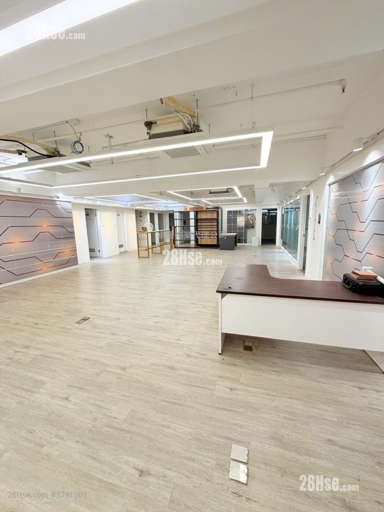 合兴工业大厦 租盘 5+ 房 , 5+ 厕所 3,100 平方尺