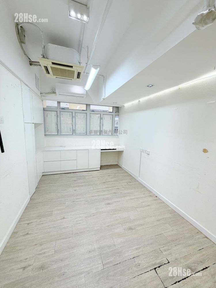 合兴工业大厦 租盘 5+ 房 , 5+ 厕所 3,100 平方尺