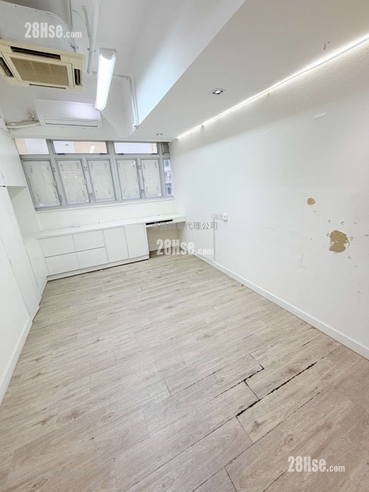 合兴工业大厦 租盘 5+ 房 , 5+ 厕所 3,100 平方尺