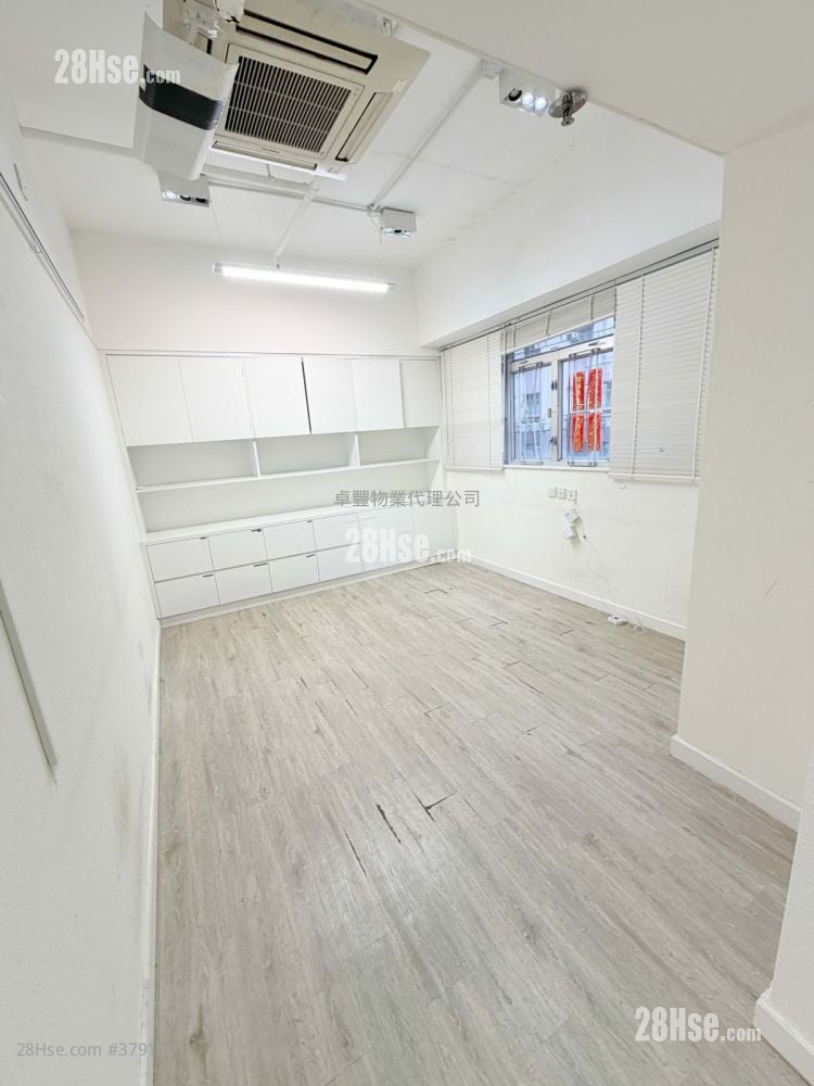 合兴工业大厦 租盘 5+ 房 , 5+ 厕所 3,100 平方尺