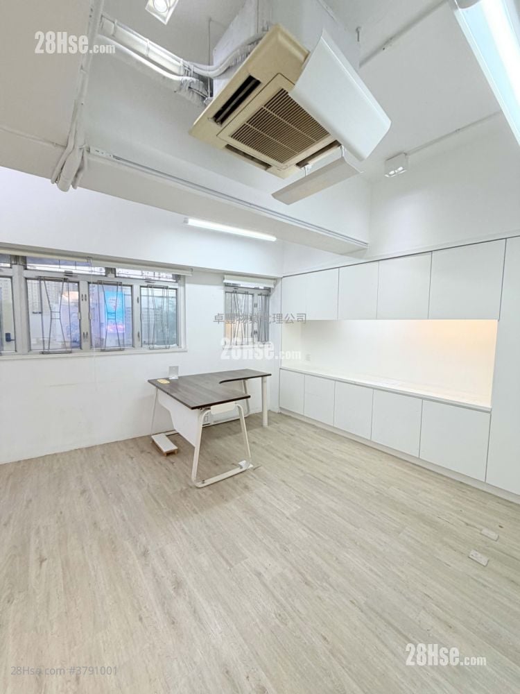 合兴工业大厦 租盘 5+ 房 , 5+ 厕所 3,100 平方尺