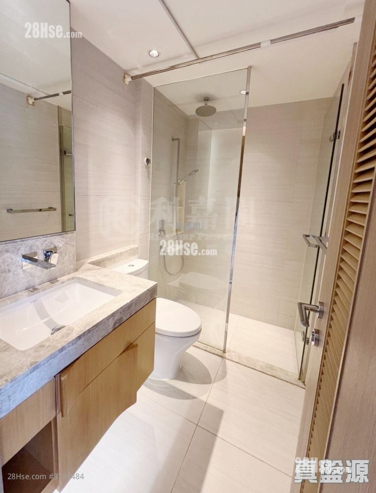 Twin Regency Rental 1 Bedroom , 1 Bathroom 396 ft²