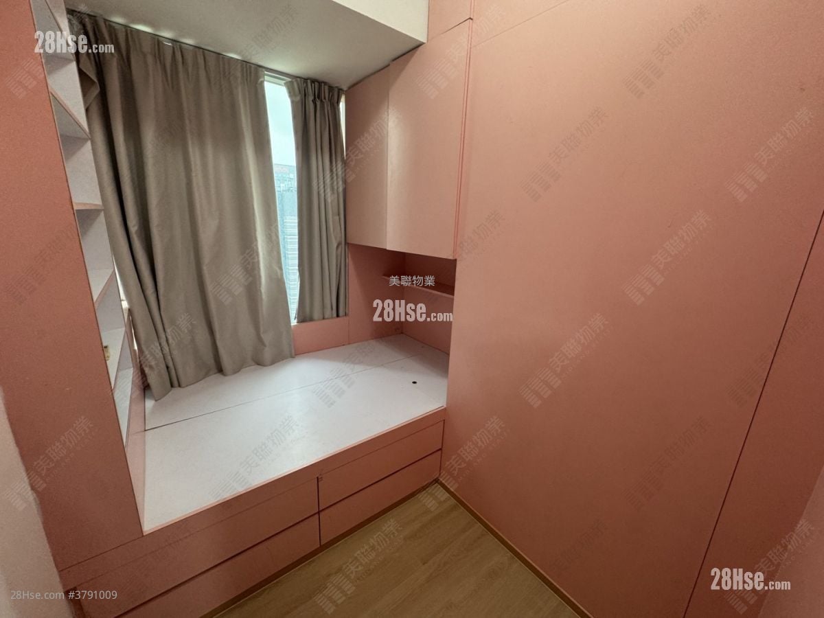 Indihome Sell 2 Bedrooms , 1 Bathroom 420 ft²