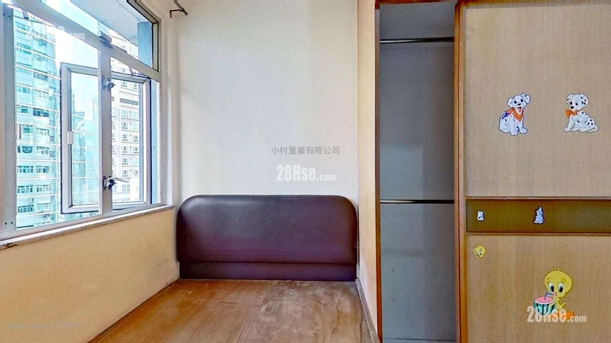 睡房 2: 新都楼 售盘 2 房 , 1 浴室 467 平方尺