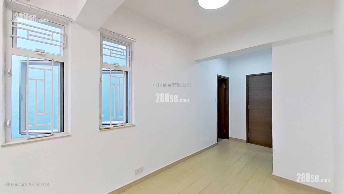 living room: Kwun Tong Mansion Rental 2 Bedrooms , 1 Bathroom 445 ft²