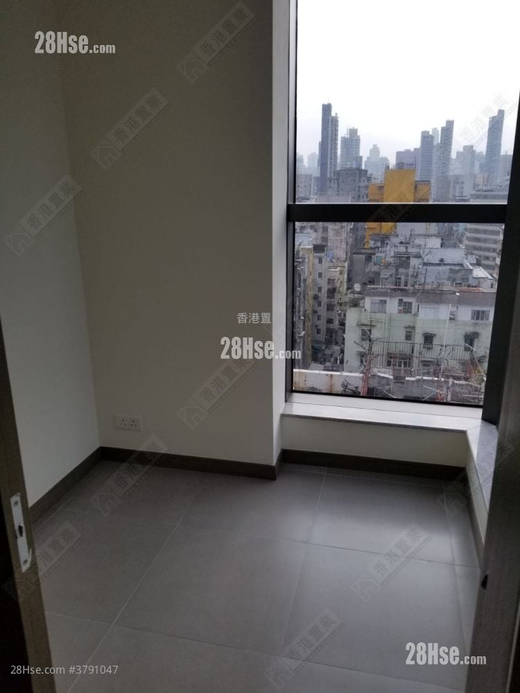 AVA228 售盘 1 房 , 1 浴室 249 平方尺