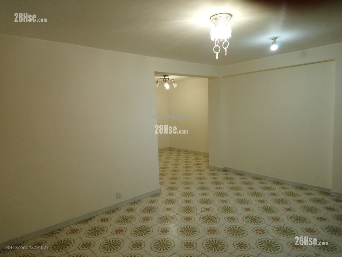 村屋 租盘 2 房 , 1 浴室