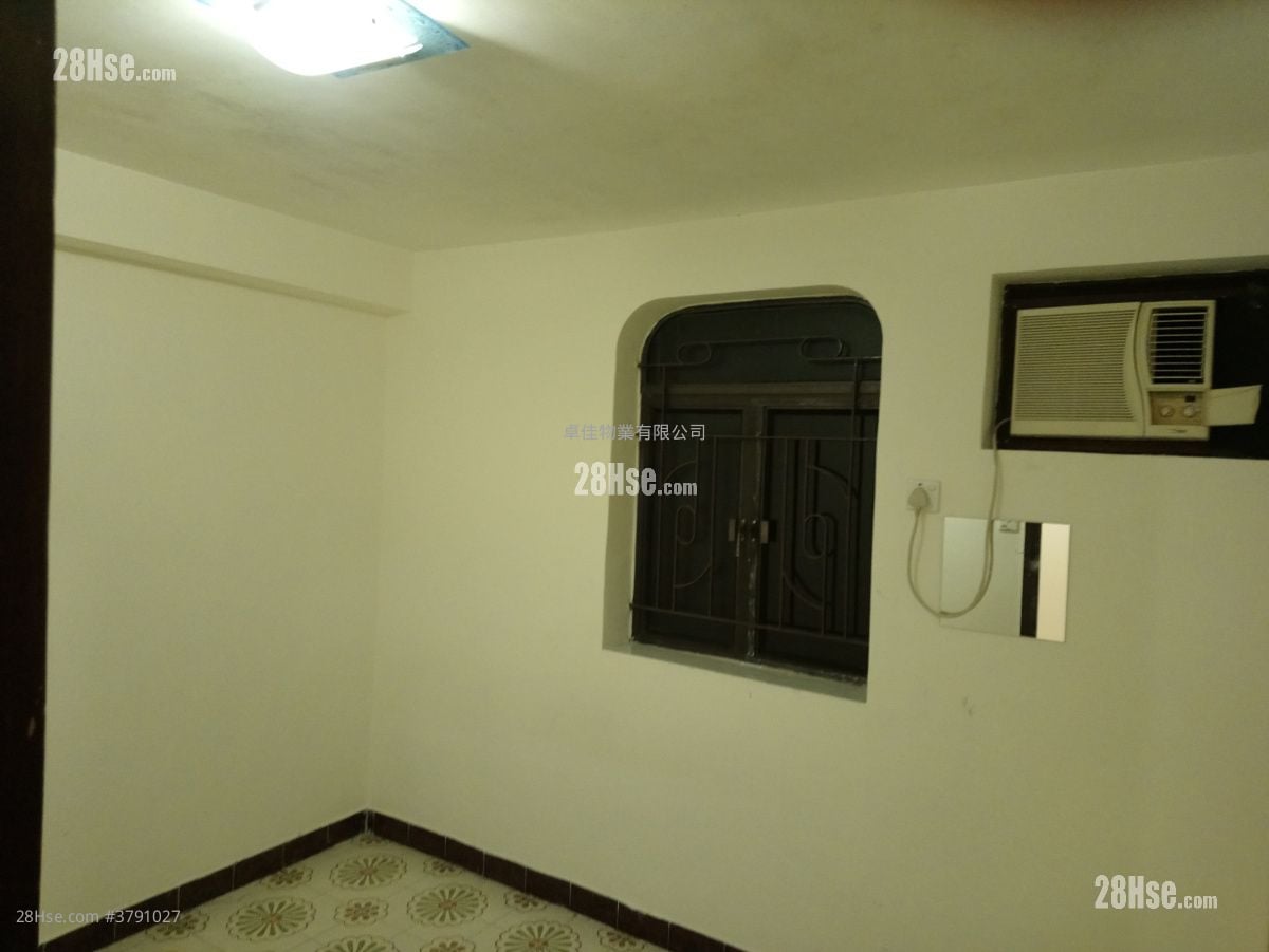 村屋 租盘 2 房 , 1 浴室