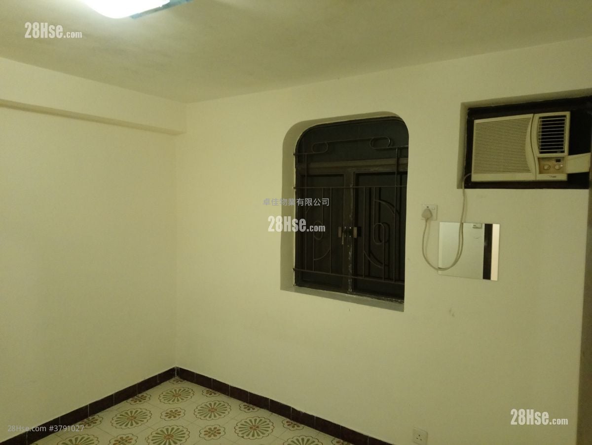 村屋 租盘 2 房 , 1 浴室