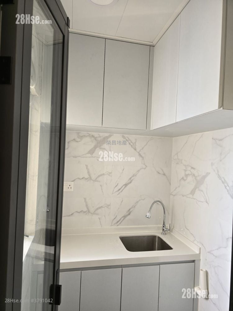 丽宝大厦 租盘 248 平方尺