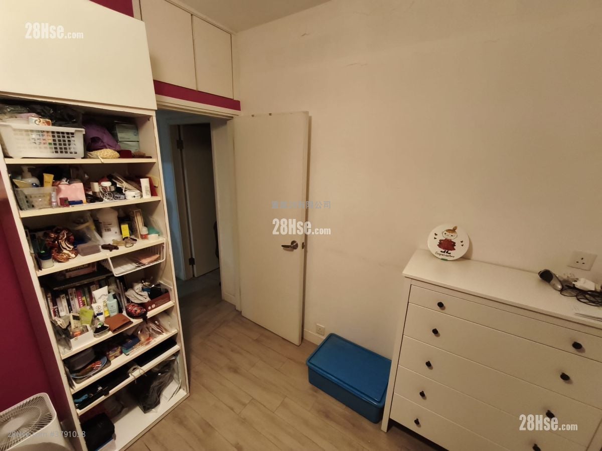 Louisa Tower Sell 2 Bedrooms , 1 Bathroom 630 ft²