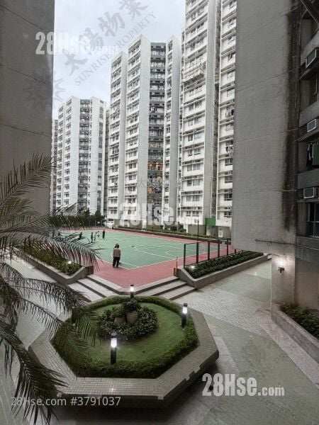 Whampoa Garden Sell 2 Bedrooms 389 ft²