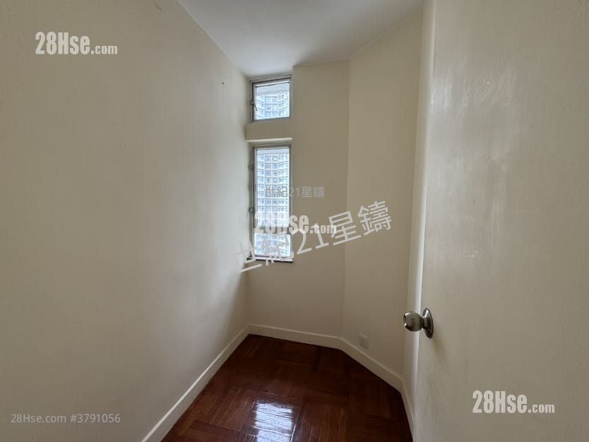 海怡半岛 售盘 2 房 , 2 浴室 590 平方尺