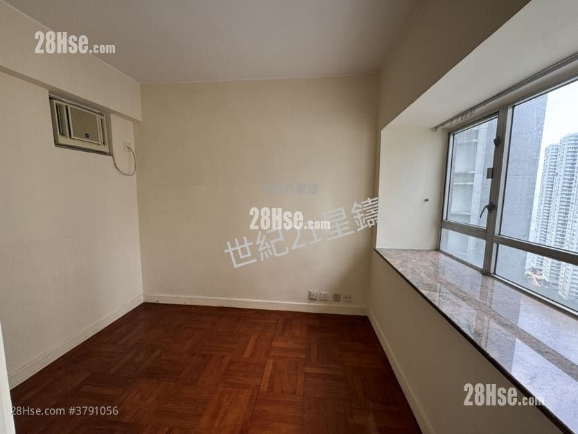 海怡半岛 售盘 2 房 , 2 浴室 590 平方尺