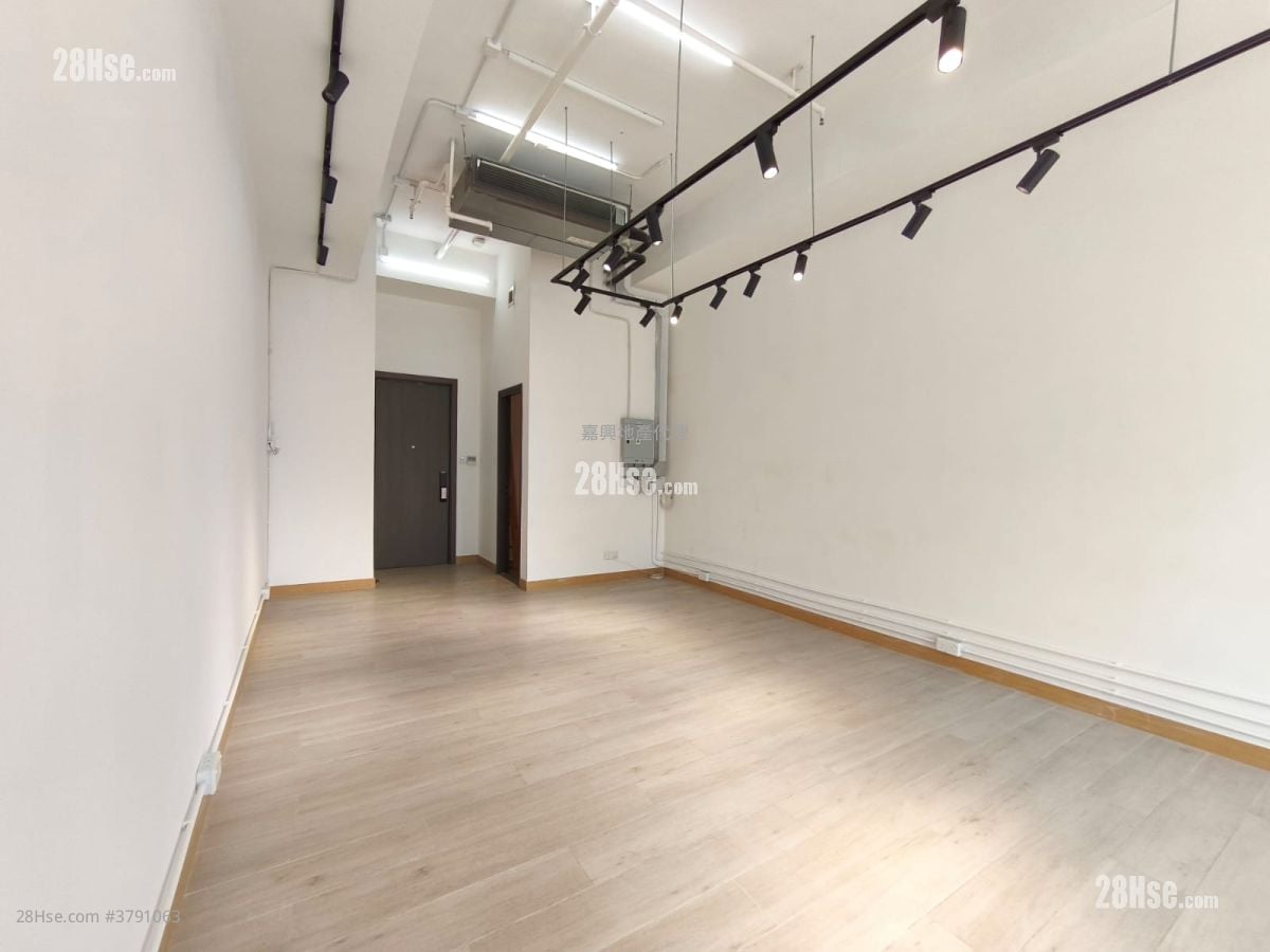 Kimberland Centre Rental Studio , 1 Toilet