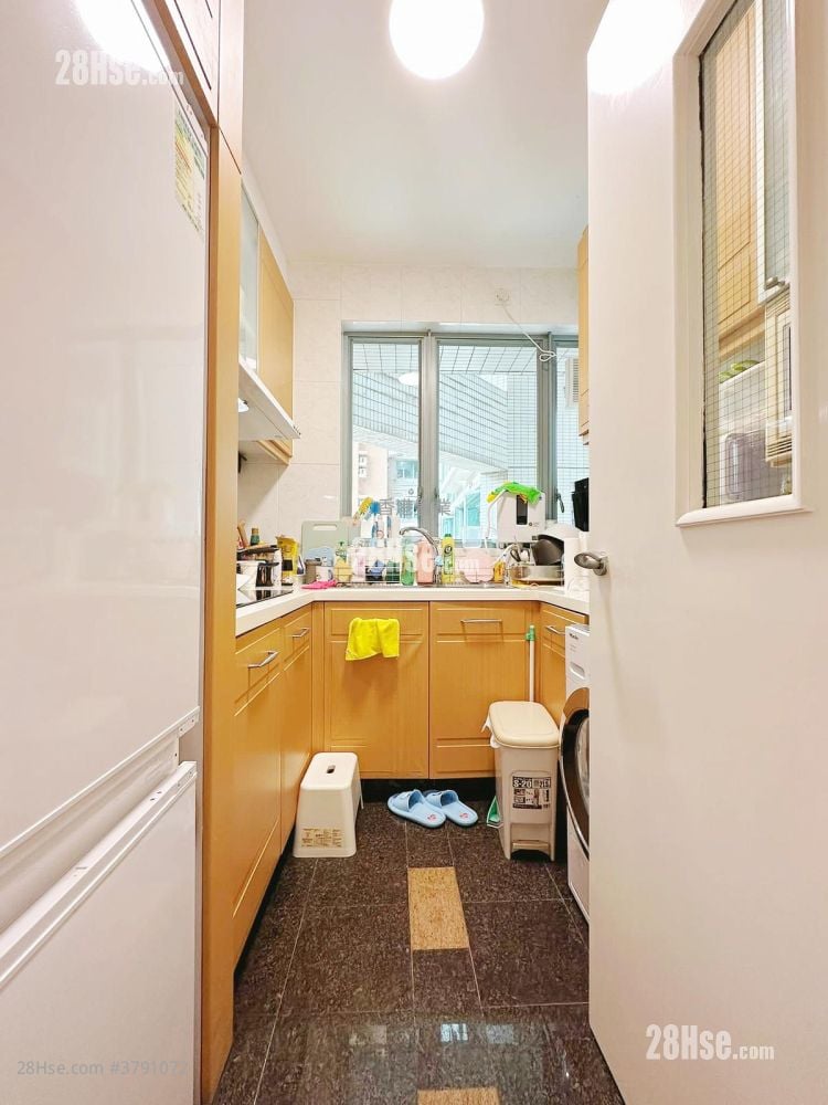 Ocean Shores Sell 2 Bedrooms , 1 Bathroom 503 ft²