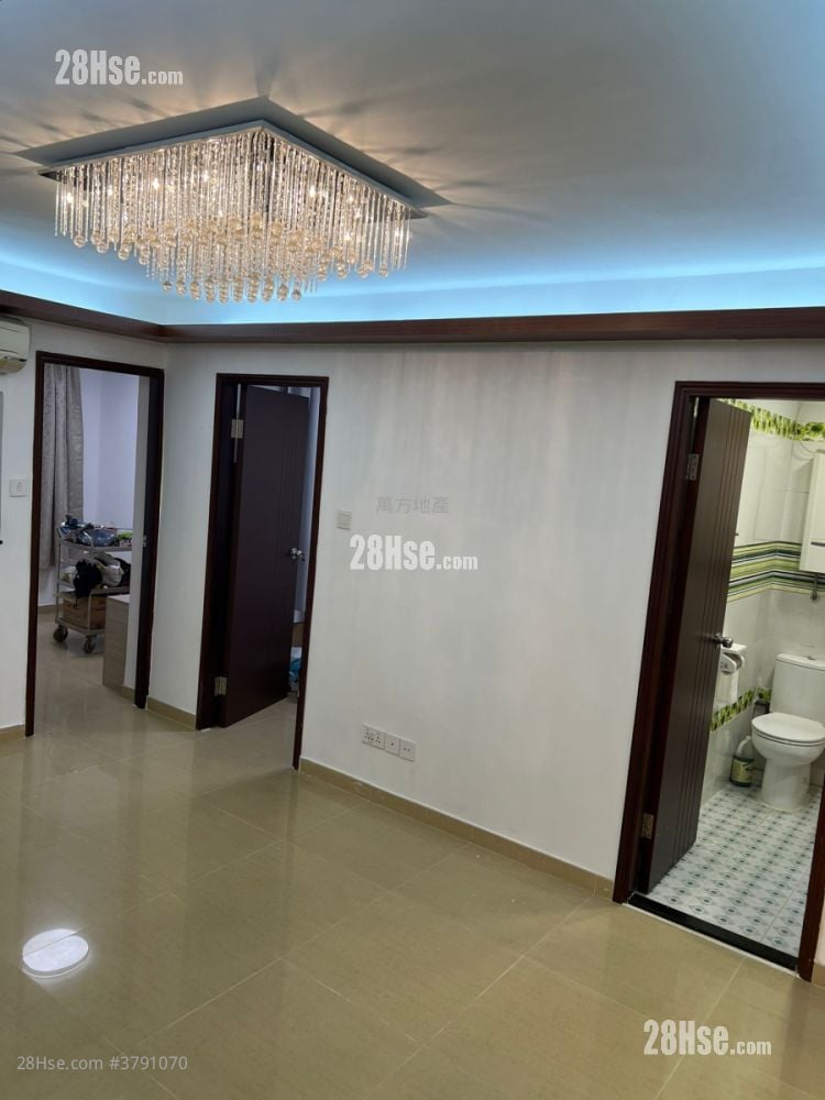 富宝花园 售盘 2 房 , 1 浴室 431 平方尺