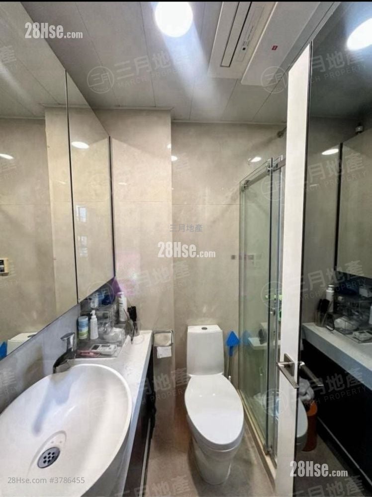 Cite 33 Sell 1 Bedroom , 1 Bathroom 468 ft²