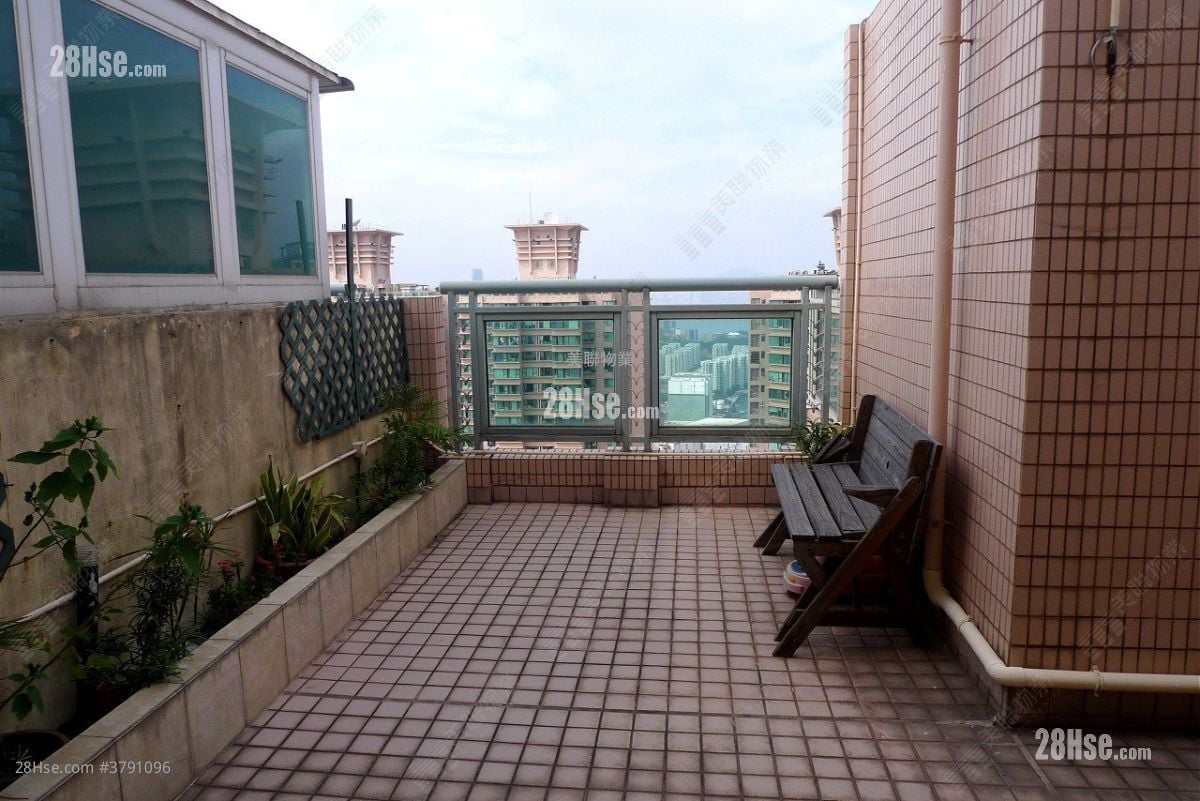 Island Resort Sell 2 Bedrooms , 1 Bathroom 487 ft²