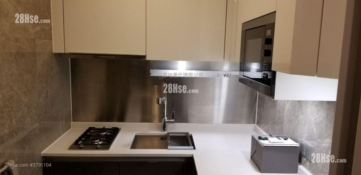 厨房: The Austin 租盘 开放式间隔 , 1 浴室 378 平方尺