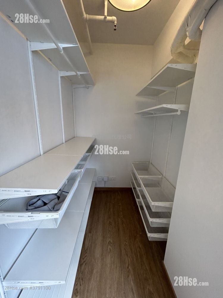 Winland House Rental 1 Toilet