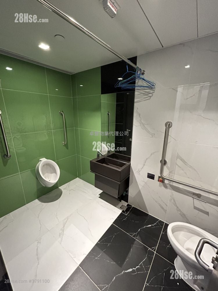 Winland House Rental 1 Toilet