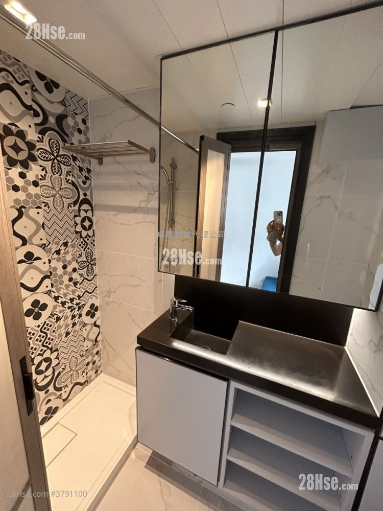 Winland House Rental 1 Toilet