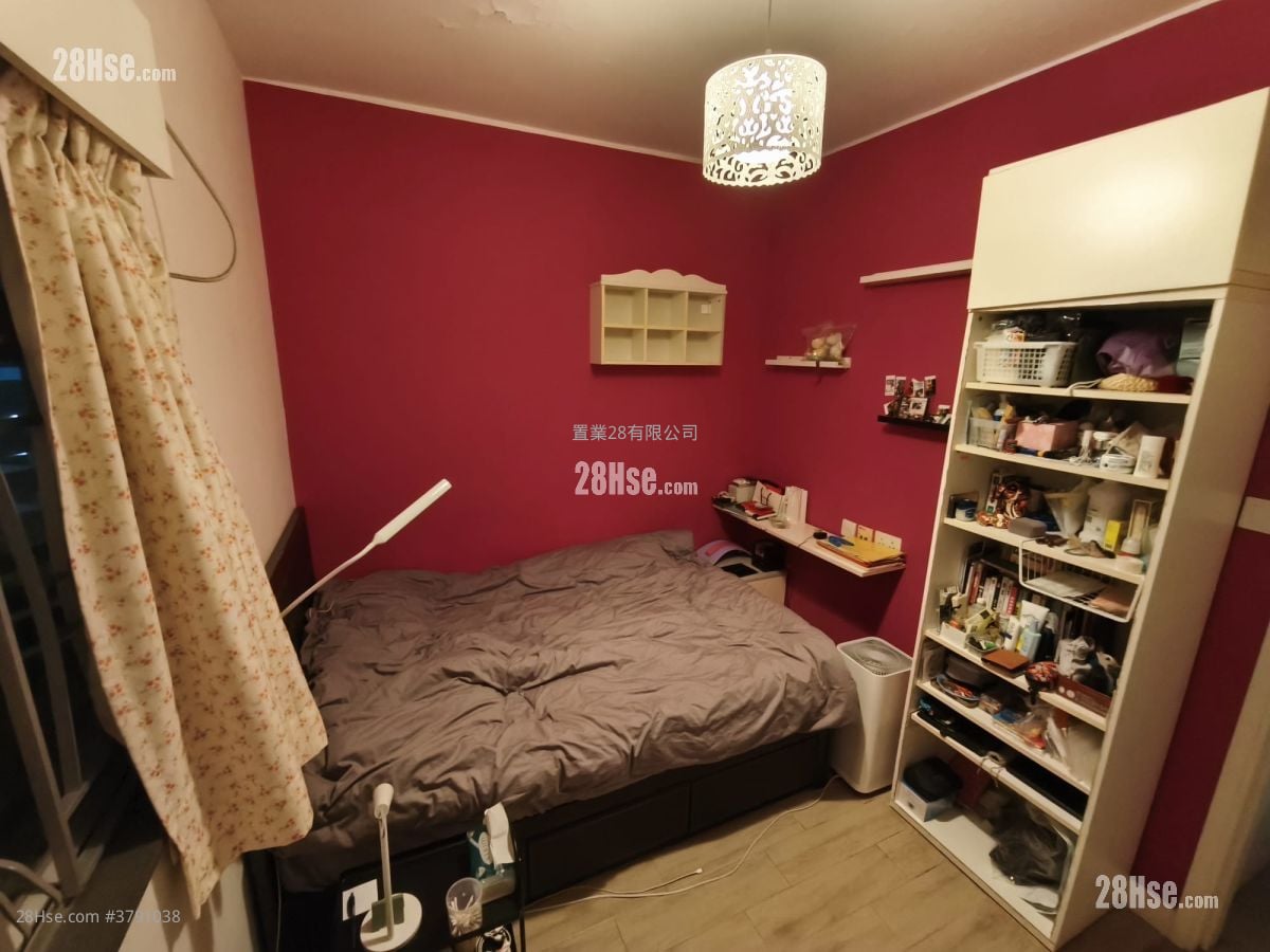 Louisa Tower Sell 2 Bedrooms , 1 Bathroom 630 ft²