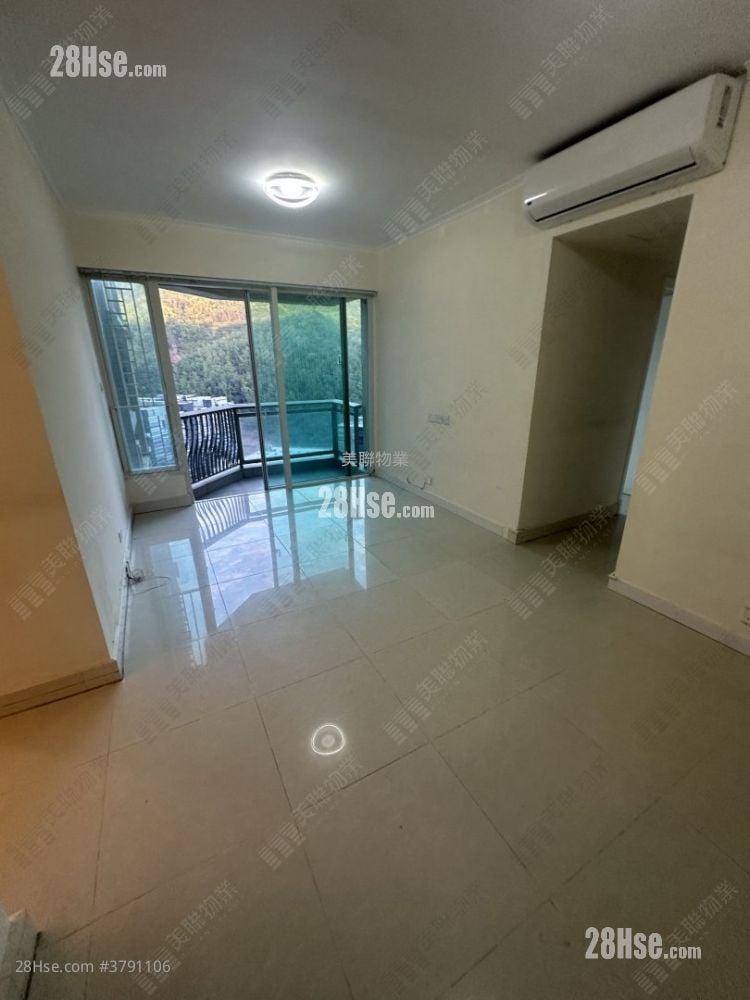 Le Prestige Sell 3 Bedrooms , 2 Bathrooms 728 ft²