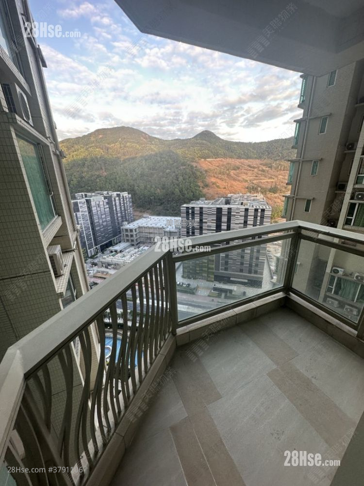 Le Prestige Sell 3 Bedrooms , 2 Bathrooms 728 ft²